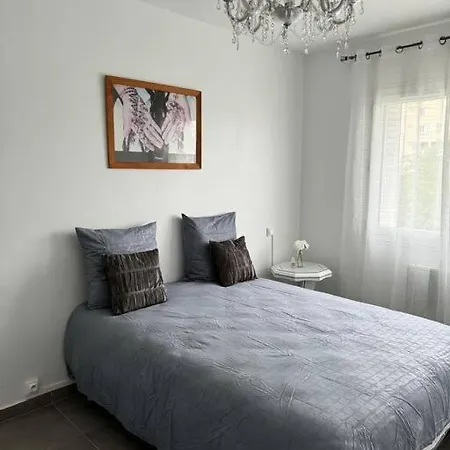 Bel Neuf, Bien Situe Apartment Carcassonne