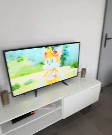 Bel Neuf, Bien Situe Apartment