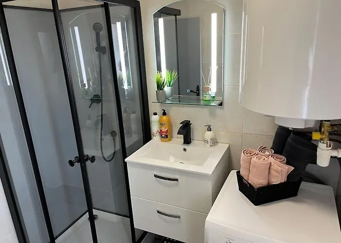 Bel Neuf, Bien Situe * Carcassonne