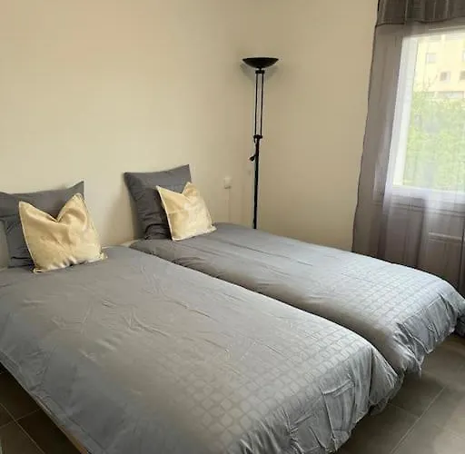 Bel Neuf, Bien Situe Apartment *